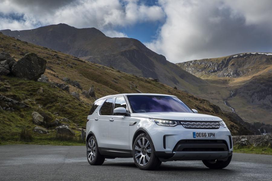  Land Rover Discovery HSE Td6 2017 года  (UK) (фото 22 из 40)